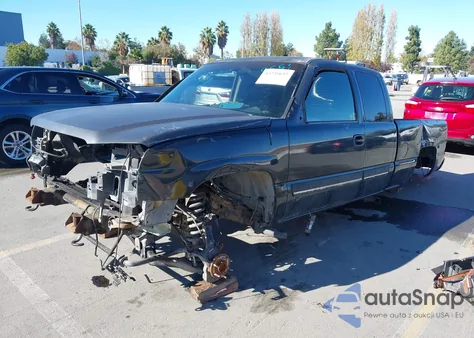 2003 Chevrolet Silverado 1500 Ls z USA, uszkodzony, nr VIN 2GCEC19T031308553